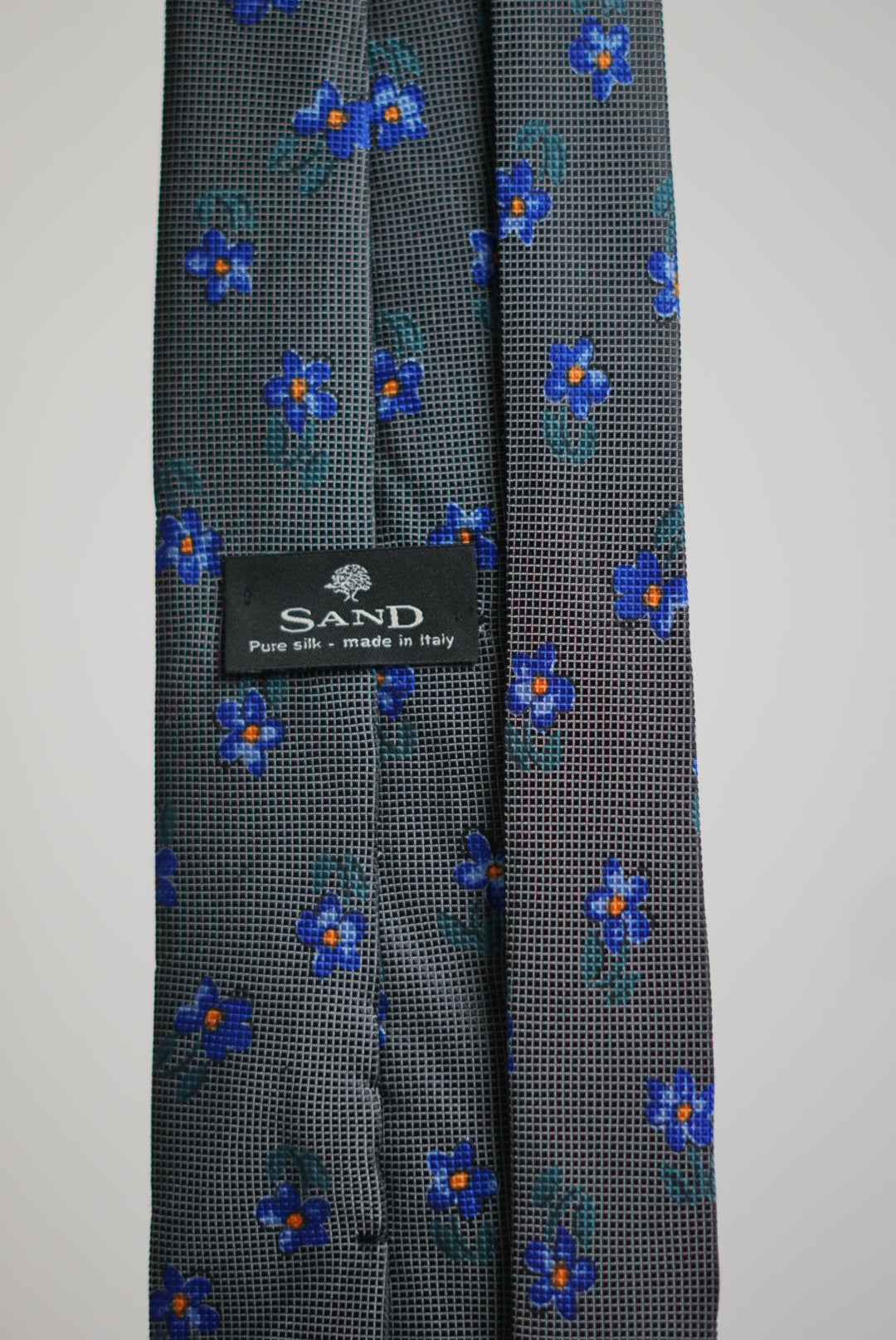 Sand Copenhagen Dark Vintage Flower Silk Tie