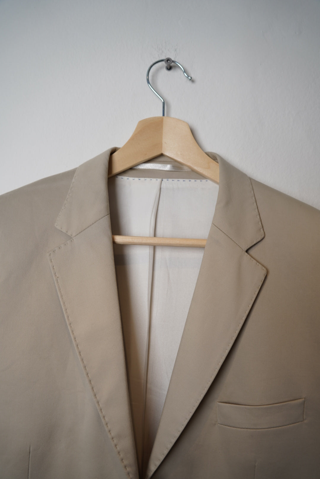 Beigefarbener Baumwollblazer von Bertoni