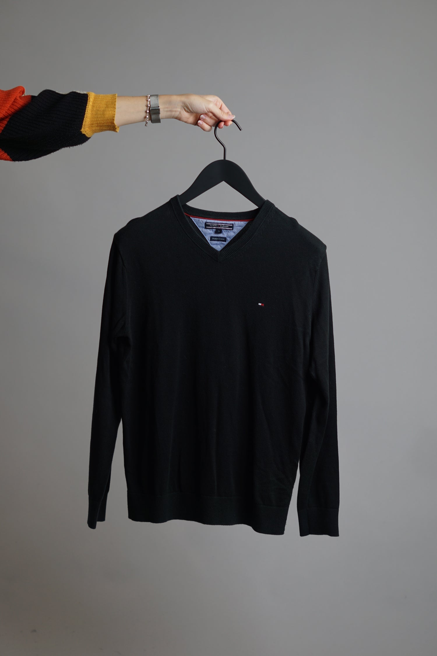 Tommy Hilfiger Premium Cotton Black Knitted V-Neck