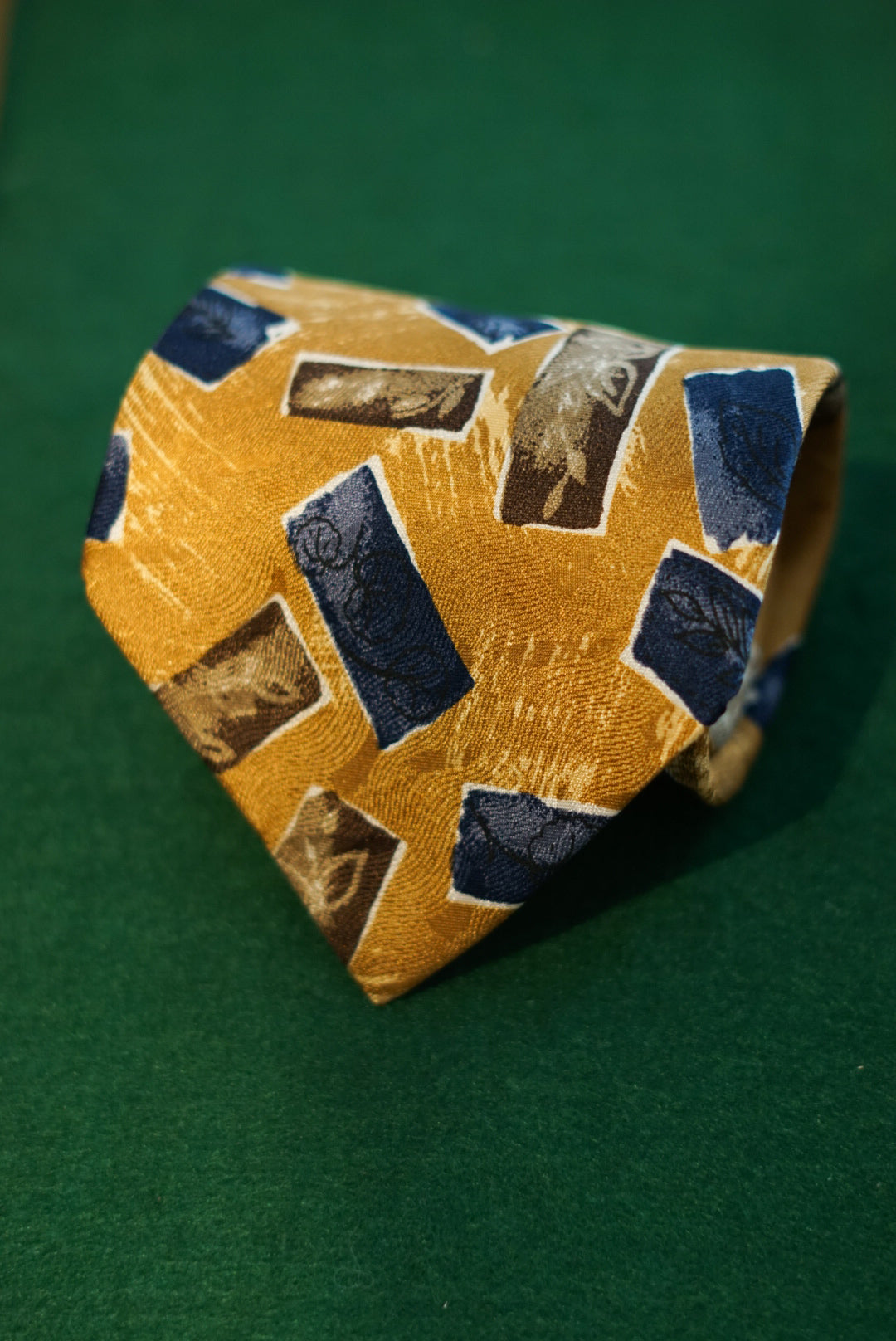 Giorgio Monza Yellow and Blue Print Hand Made Vintage Silk Tie