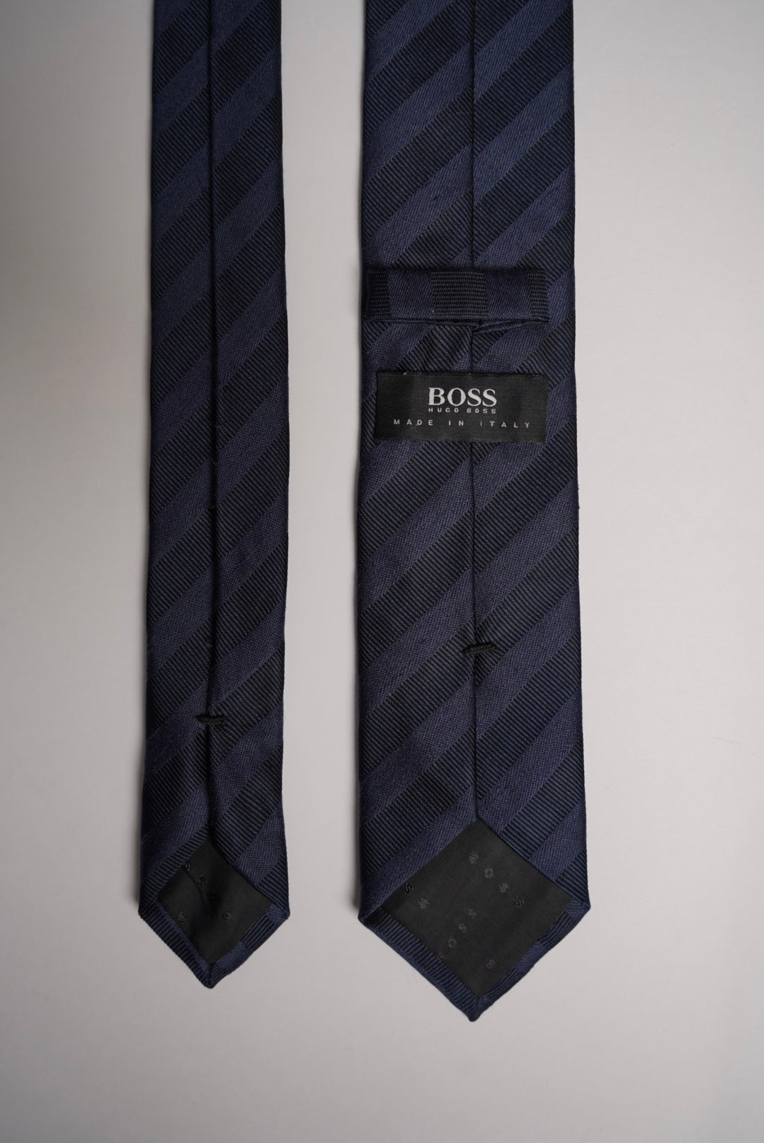 Hugo Boss Navy and Blue Striped Slim Silk and Linen Tie