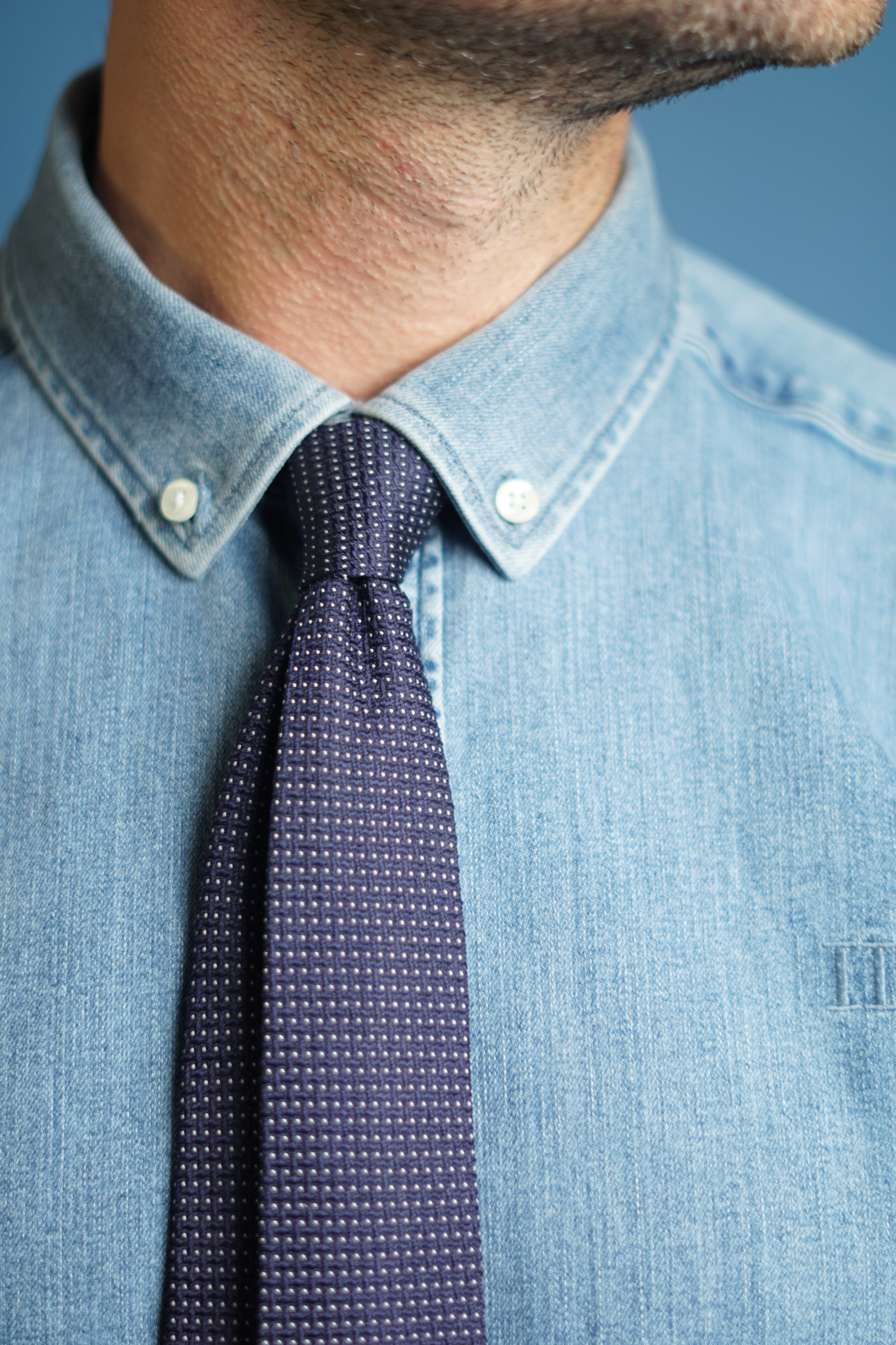 Sand Copenhagen Navy Dotted Silk Tie