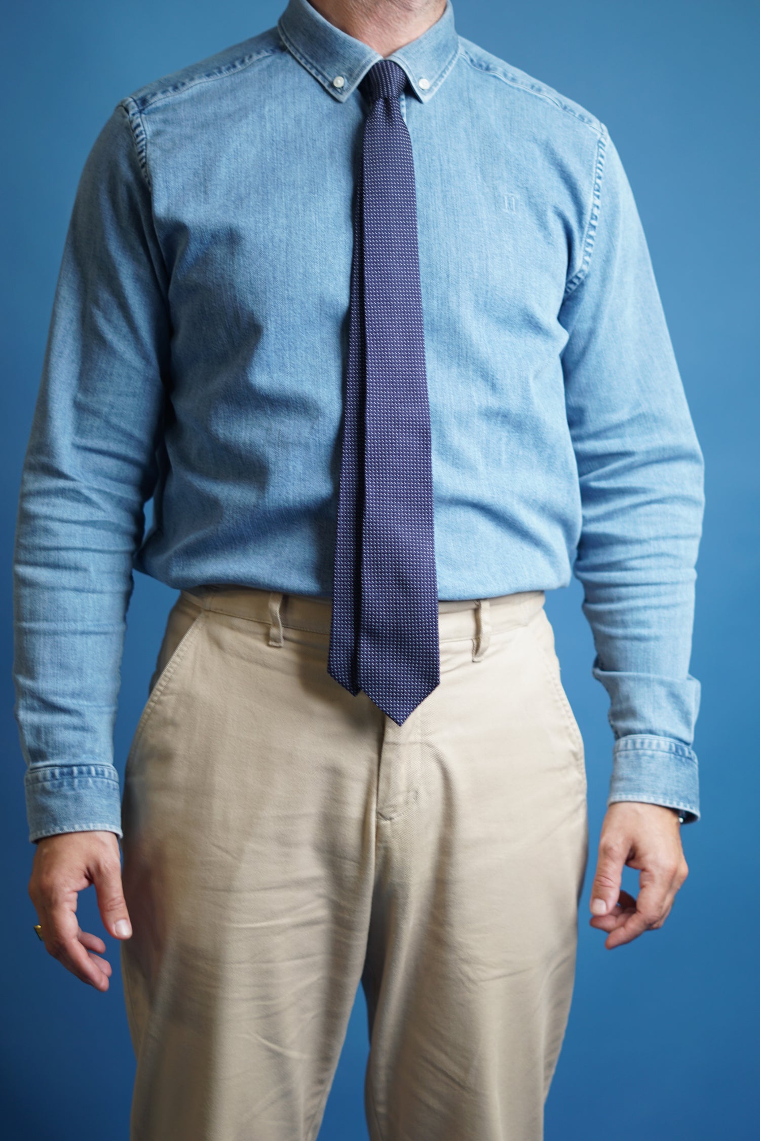 Sand Copenhagen Navy Dotted Silk Tie