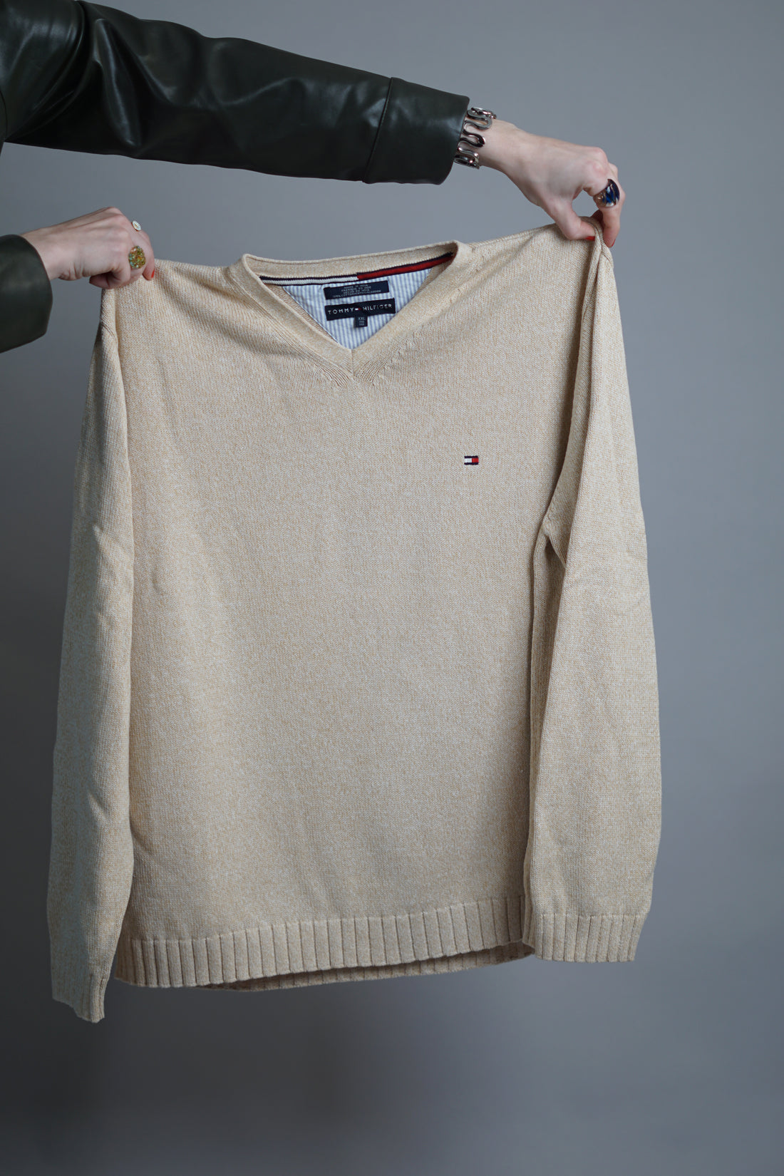 Tommy Hilfiger Thick Knitted V-Neck