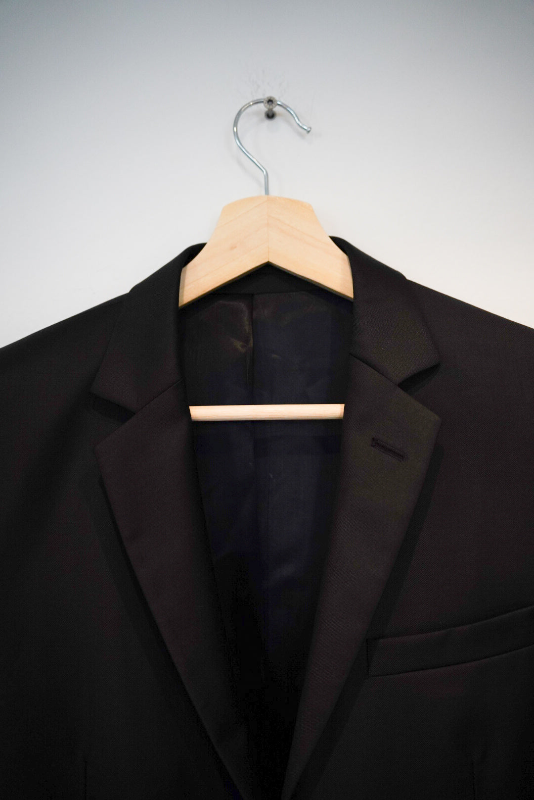 Bertoni Black Travel Suit Blazer