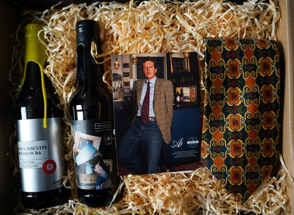 Gift box: Henry Christian Green and Yellow Leaf Print Vintage Silk Tie