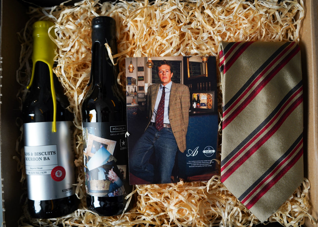 Gift box: Valentino Gold, Red and Navy Striped Silk Tie