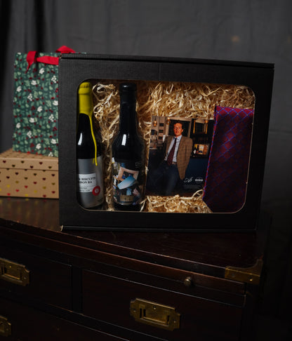 Gift box: Ralph Lauren Red Hand Finished Silk Tie