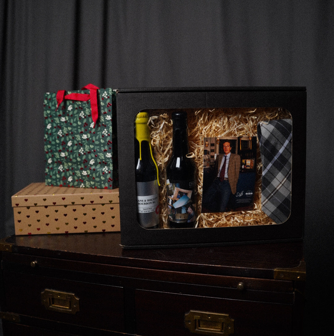 Gift box: Tommy Hilfiger Dark Grey and Brown Tailored Checkered Wool and Silk Tie