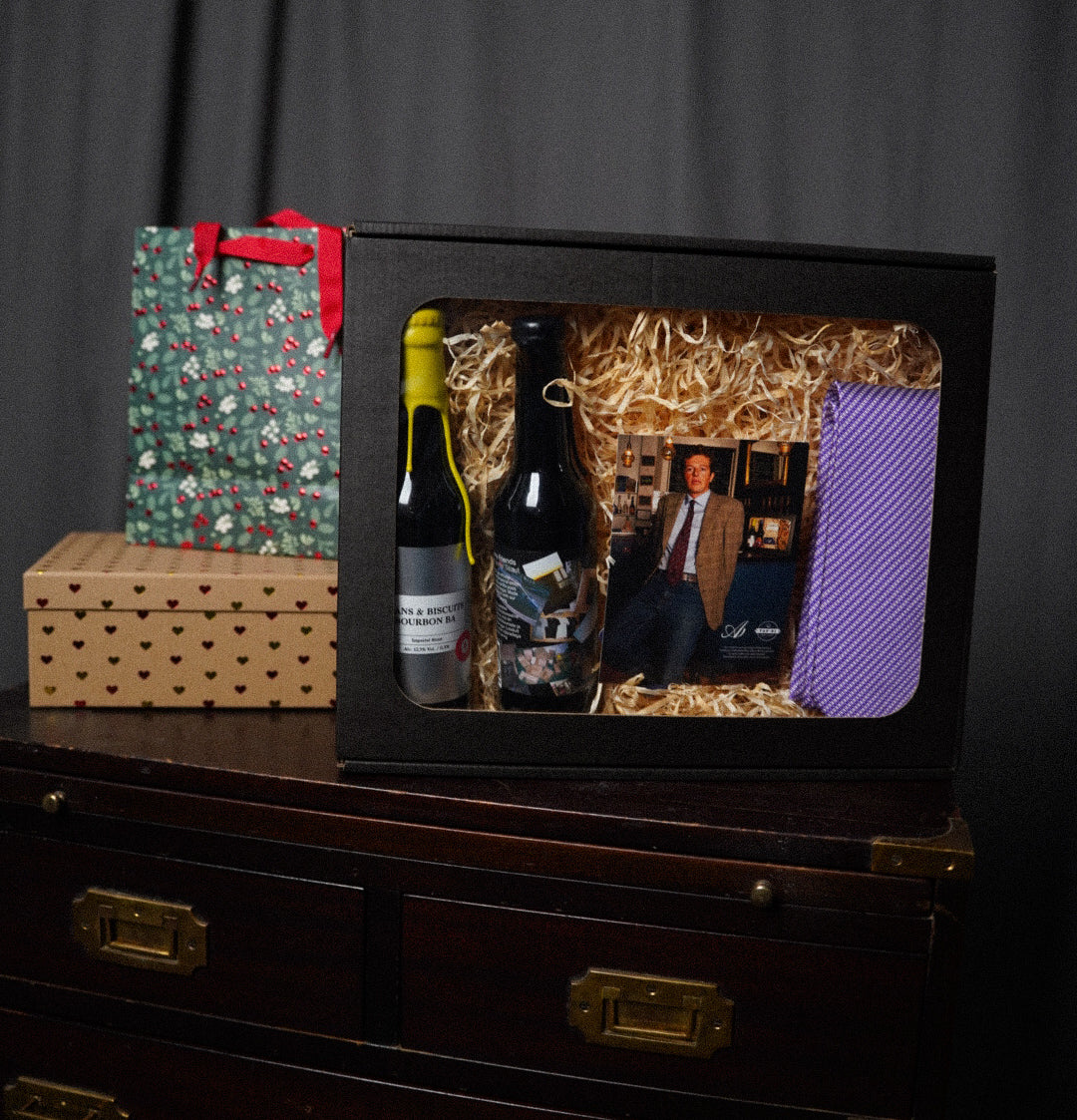 Gift box: Sand Copenhagen Purple and White Checkered Silk Tie