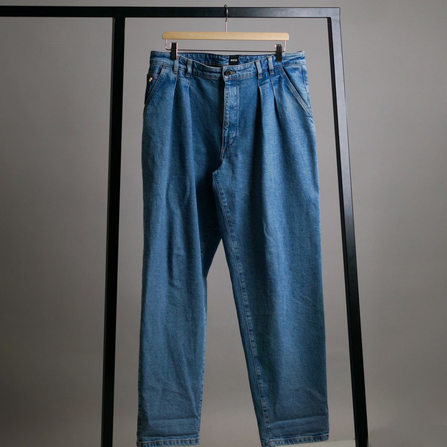 Hugo Boss Tulsa Tapered Fit High Waste Loose Jeans